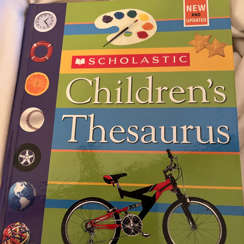 Scholastic Childrens Thesaurus
